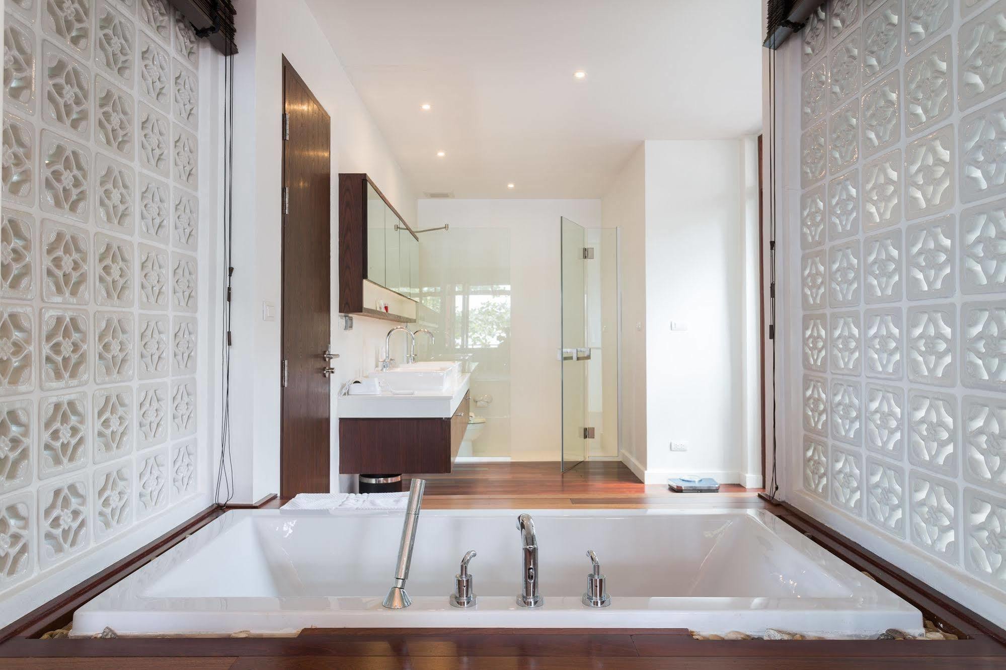 Amatapura Beachfront Villa 15, Sha Certified 班奥南矛 外观 照片