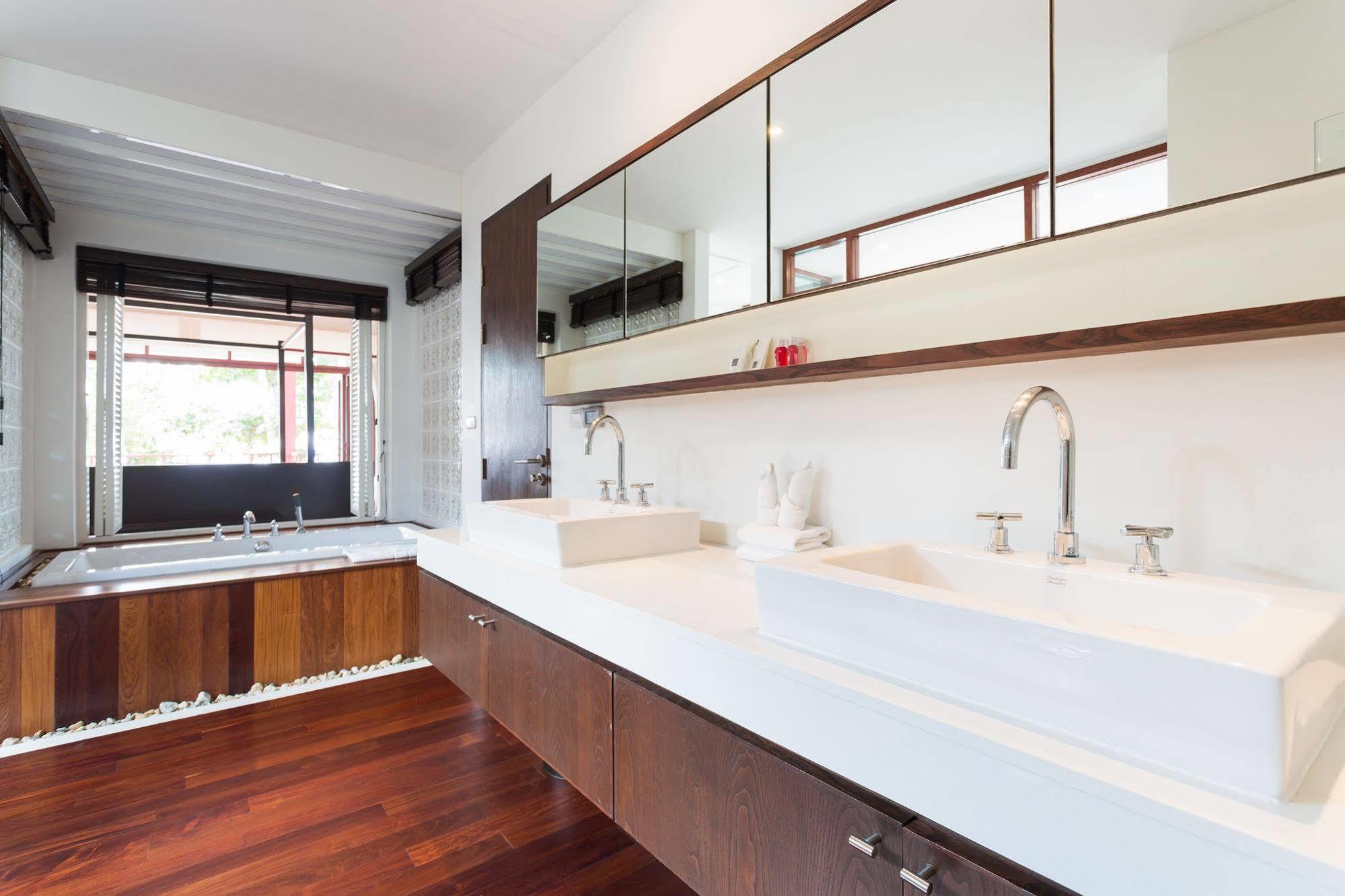 Amatapura Beachfront Villa 15, Sha Certified 班奥南矛 外观 照片